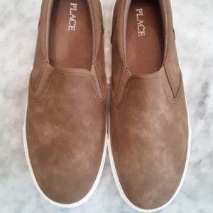 Brown faux leather slip-on shoe boys size 5 New